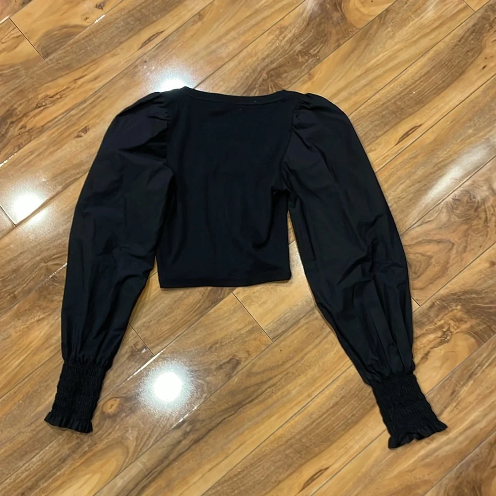 Zara puff sleeve size medium top